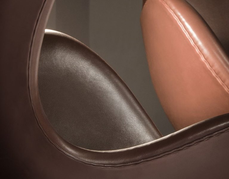 Close-up-of-Arne-Jacobsens-Egg-chair-from-Fritz-Hansen-crafted-with-Sorensen-Leather